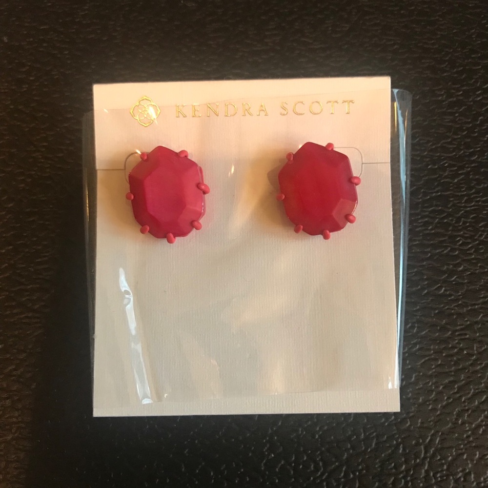 Kendra Scott Red mother of Pearl Morgans